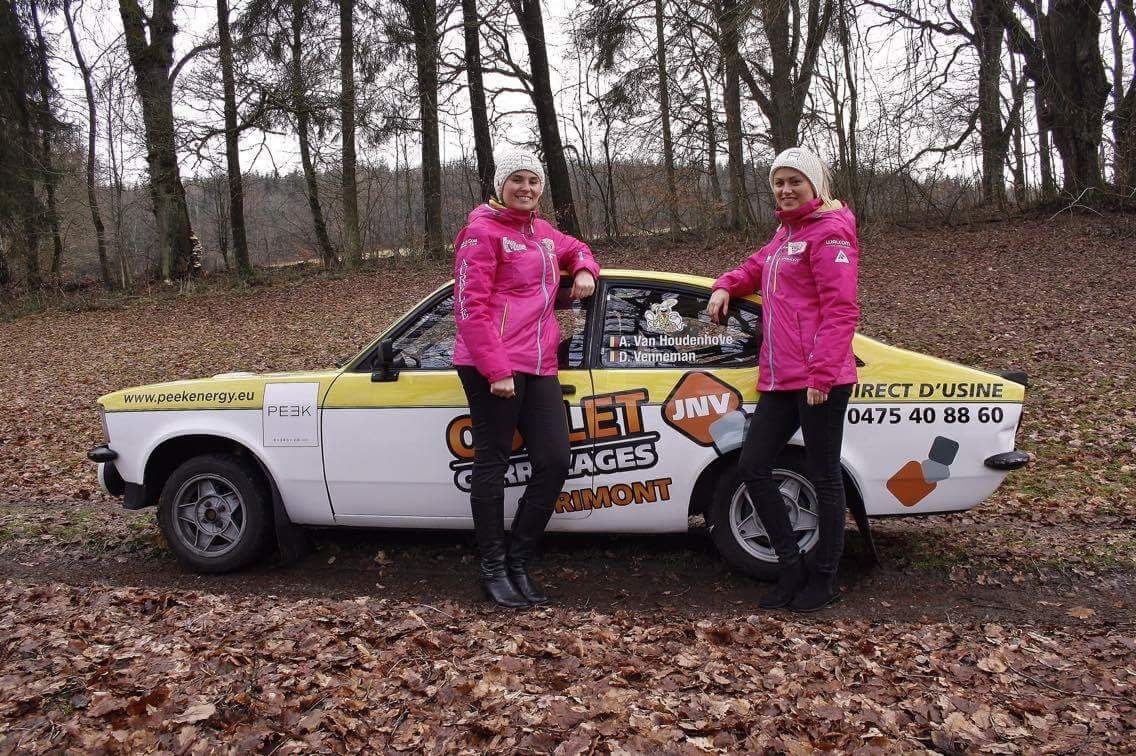 Vrouwelijk team in Legend Boucles de Bastogne.